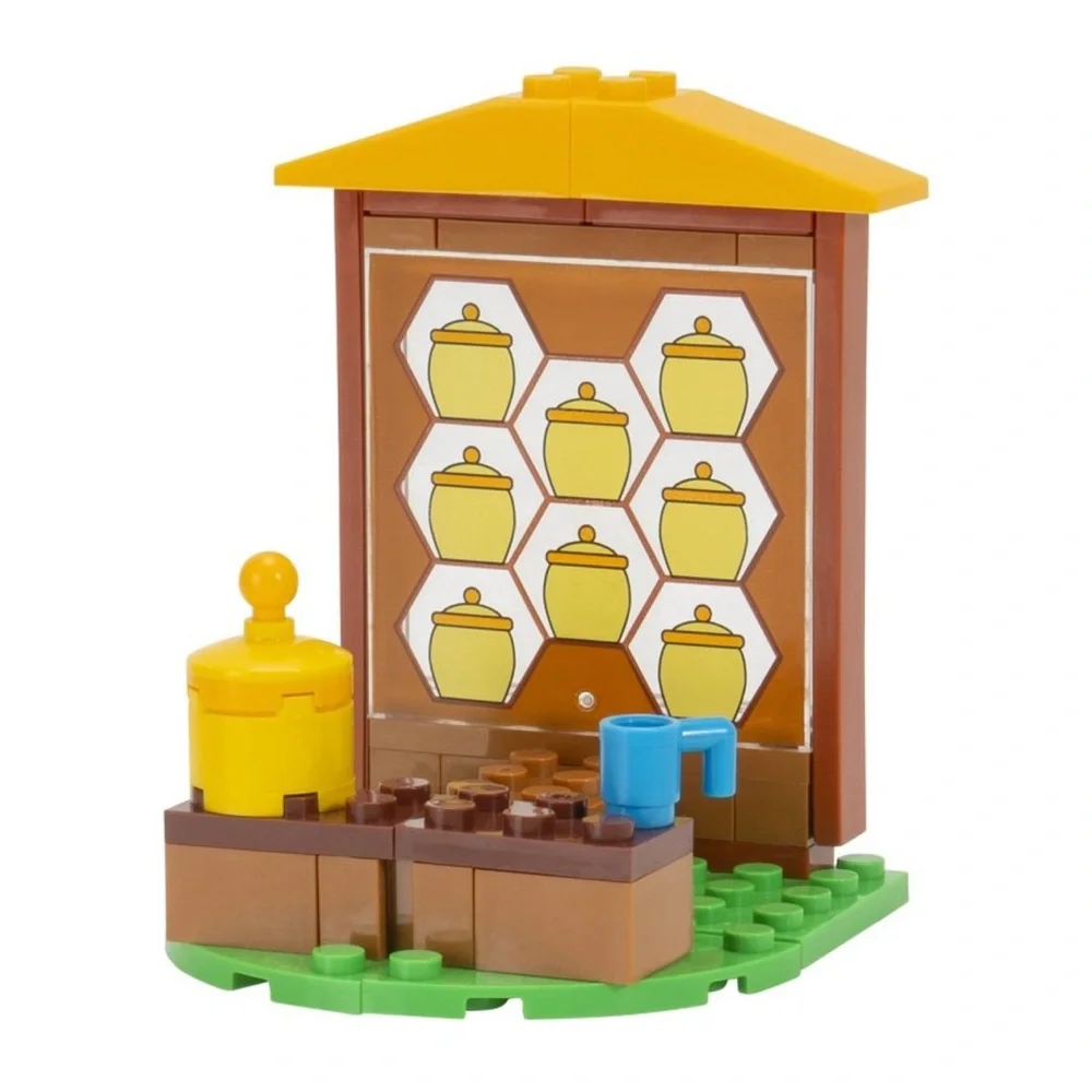 Adopt Me! Coffee Shop Interior with Queen Bee Building Set - 225pc